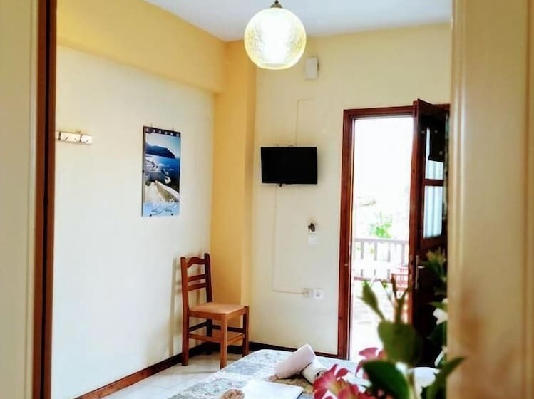 پانسیون Studios Filippos