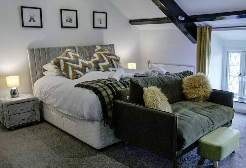 The Cornish Arms Inn