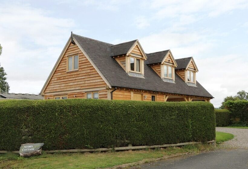 Acorn Cottage