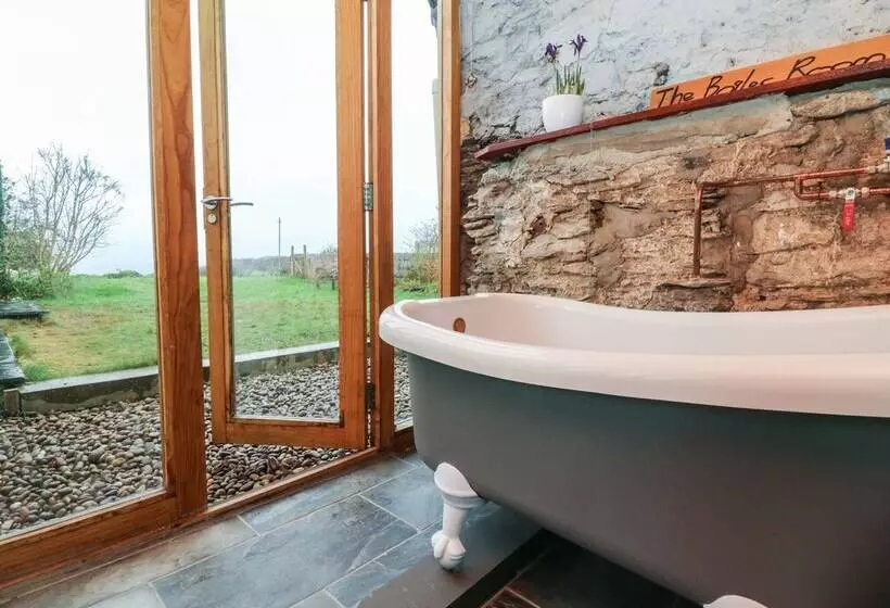 Easter Cottage
