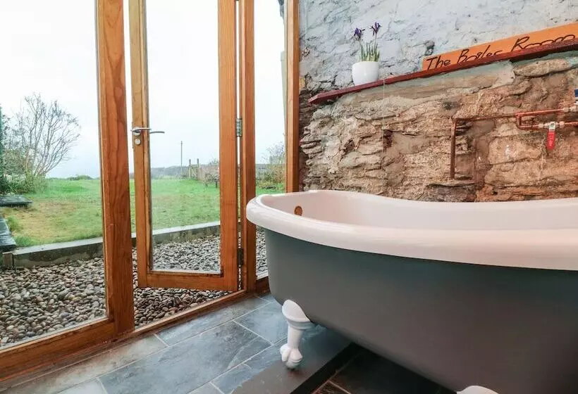 Easter Cottage