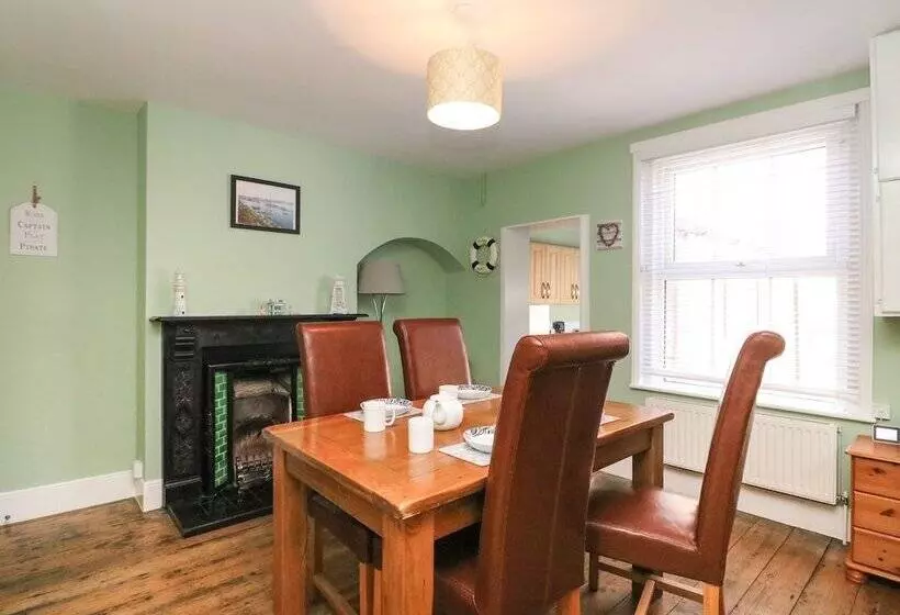 Old Brewers Cottage