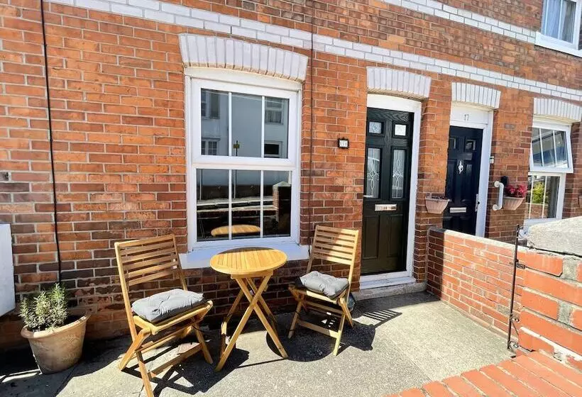 Old Brewers Cottage