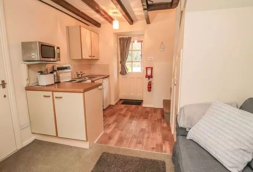 Robin Cottage