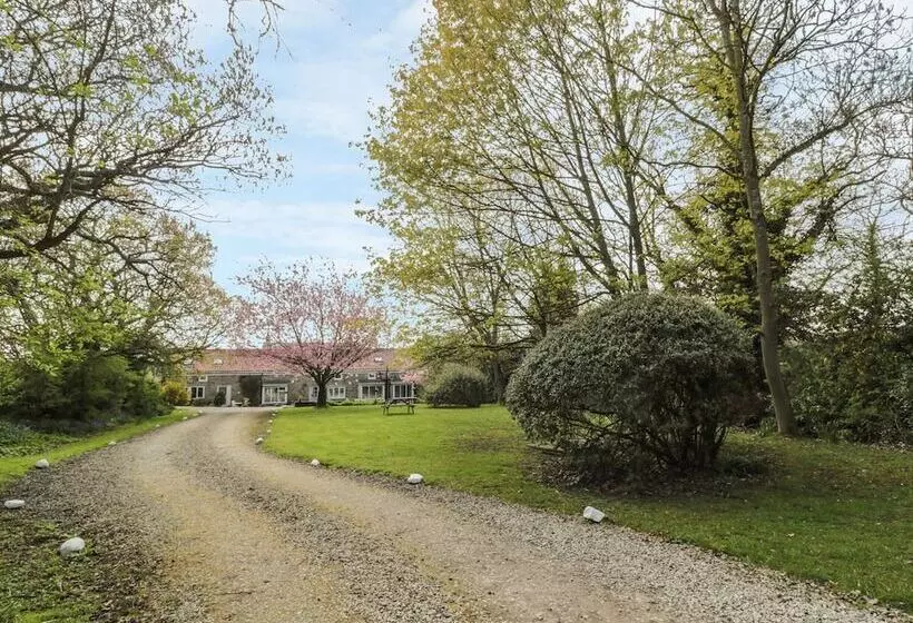 Robin Cottage