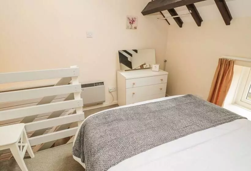 Robin Cottage