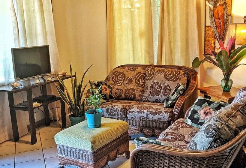 تختخواب و صبحانه Seaside Inn