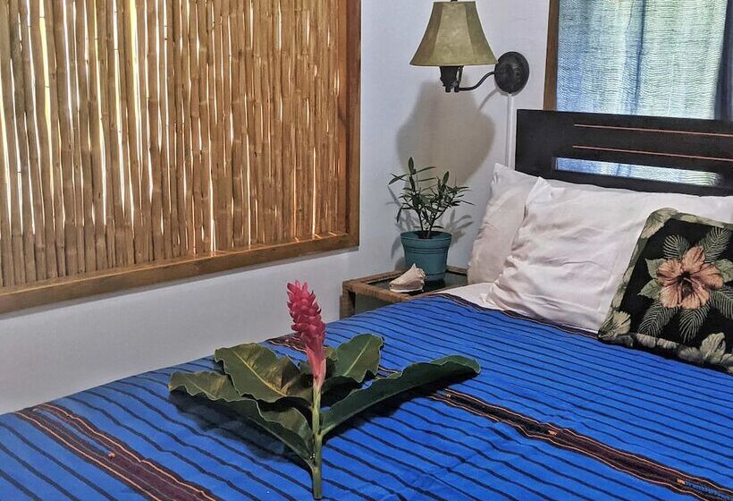 تختخواب و صبحانه Seaside Inn