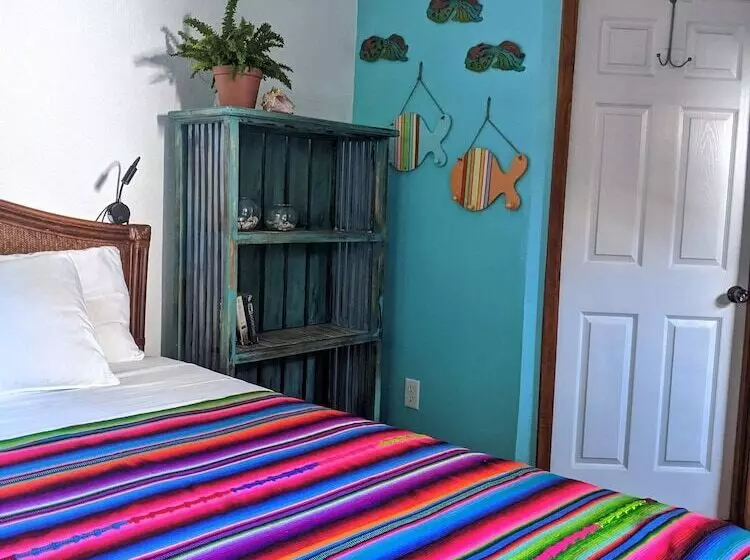 تختخواب و صبحانه Seaside Inn