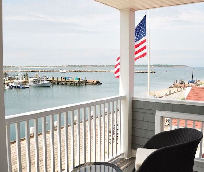 ホテル Ballard S Beach Resort