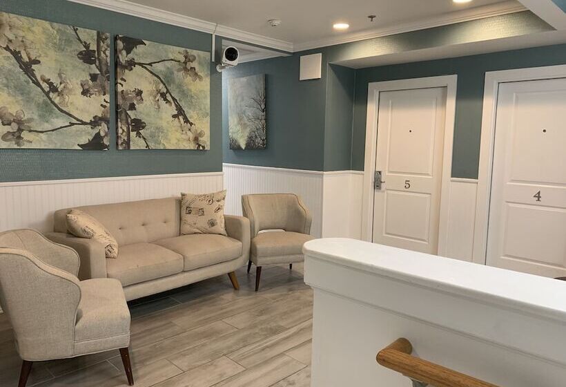 ホテル Ballard S Beach Resort