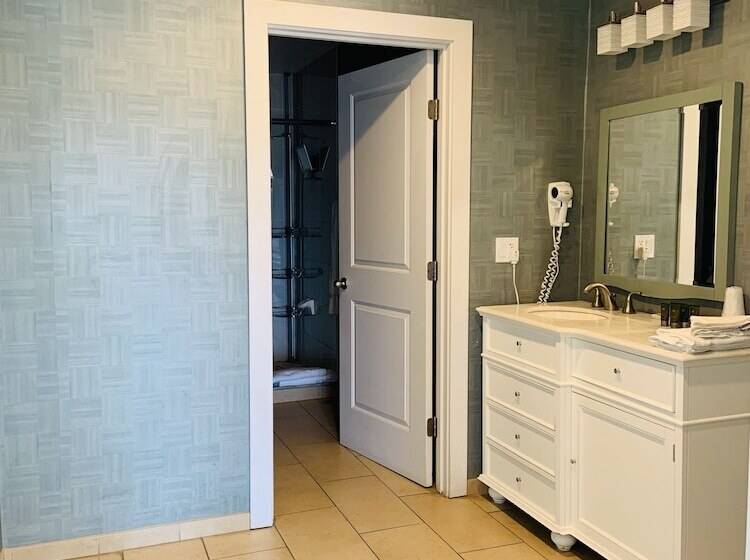 ホテル Ballard S Beach Resort