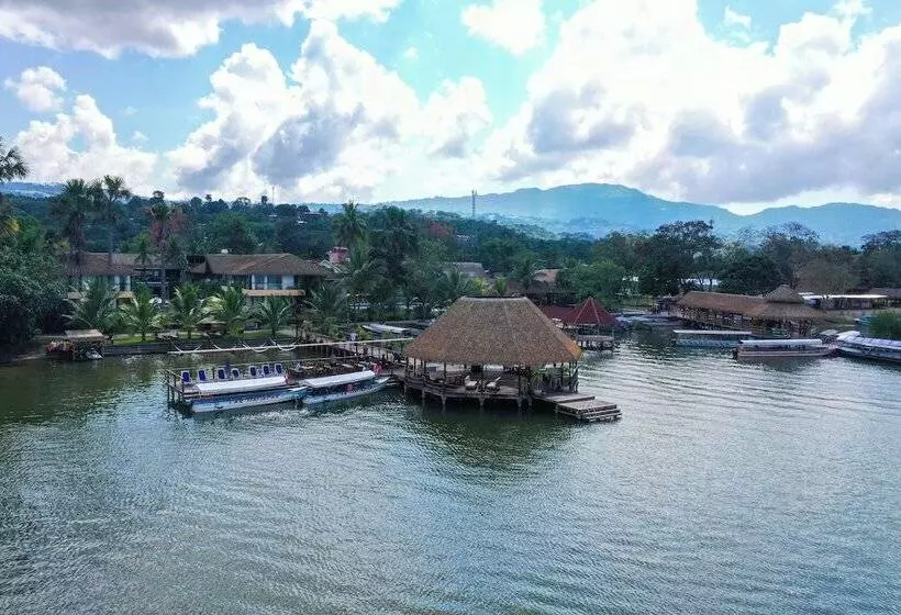 ホテル Las Hamacas