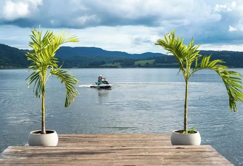 ホテル Las Hamacas