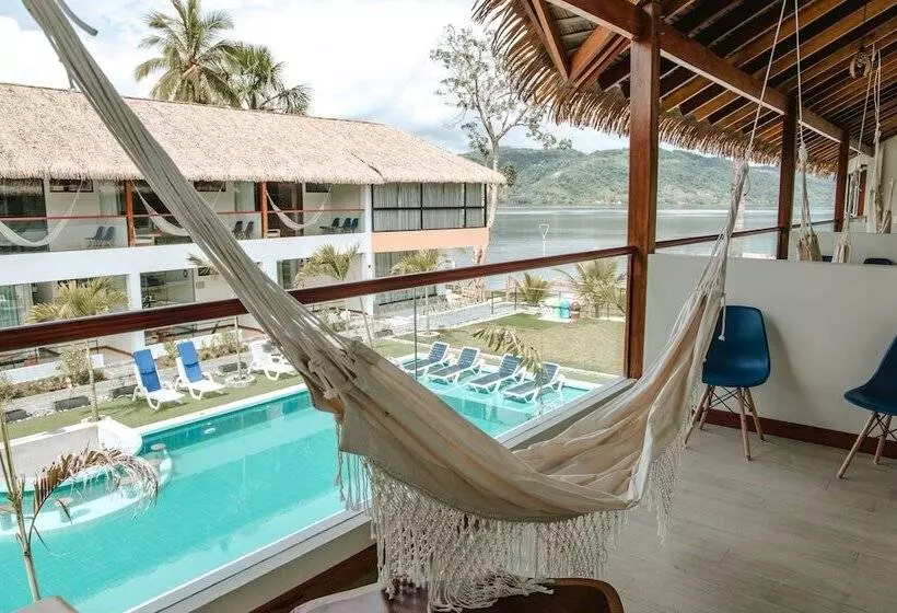 ホテル Las Hamacas