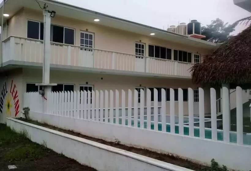 هتل Lekan