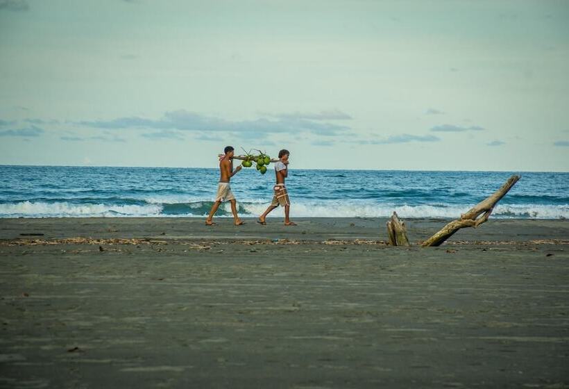 هتل The Goddess Garden