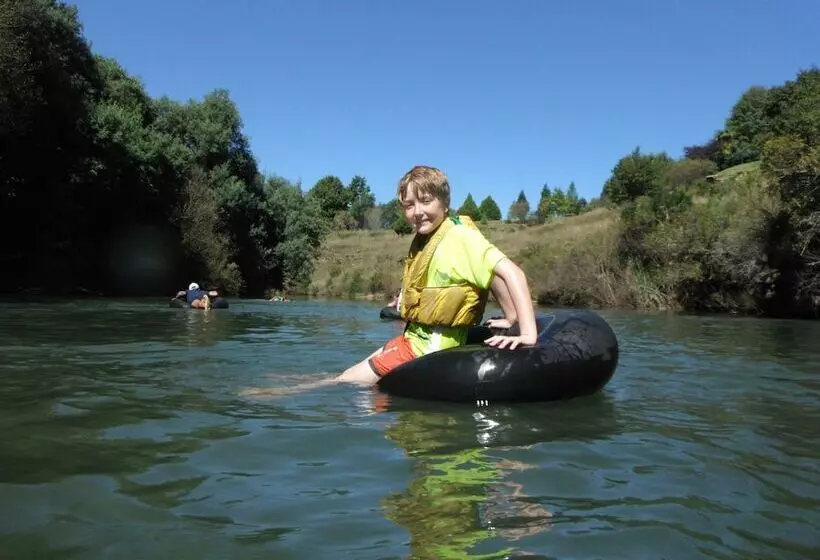 ホテル Umzimkulu River Lodge