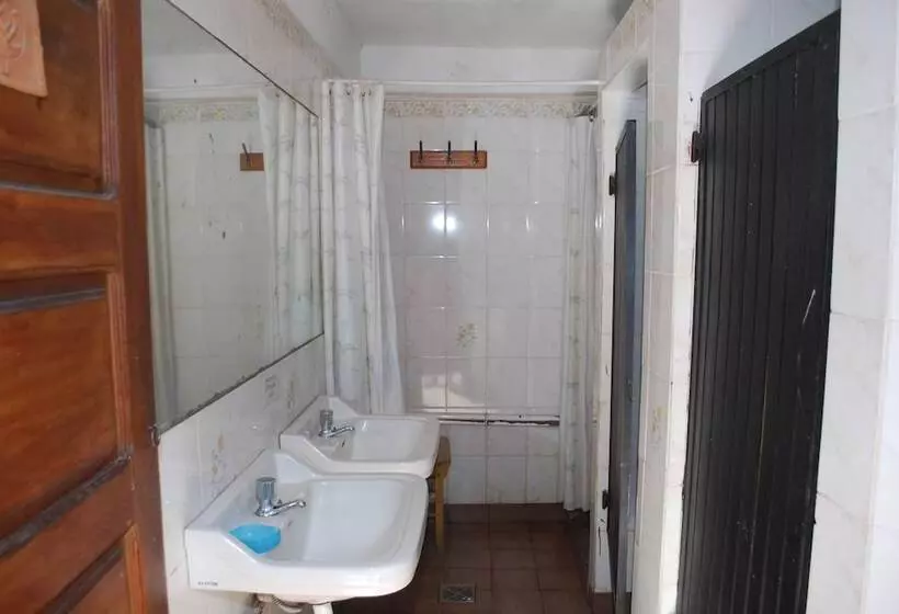 La Cumbre Hostel