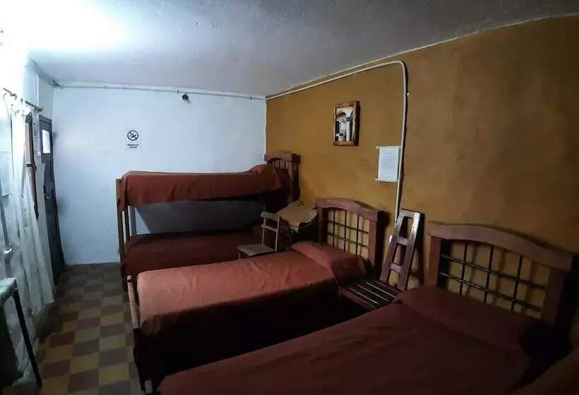 La Cumbre Hostel
