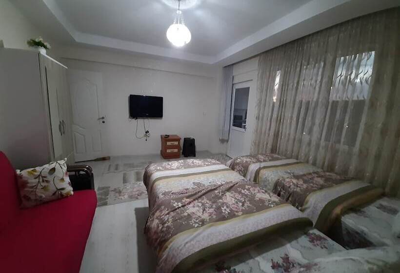 بنسيون Salda Golu Celikoz Apart