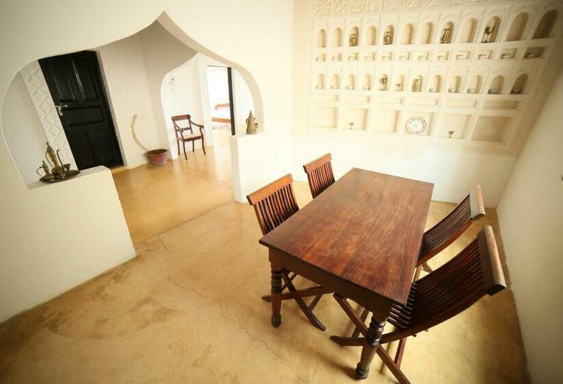 پانسیون Stopover Guest House And Restaurant