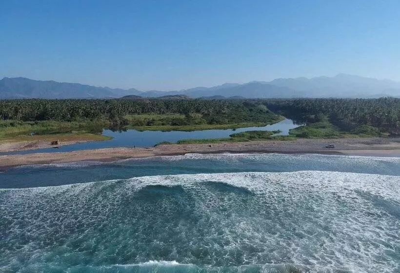 Troncones Point Hostel