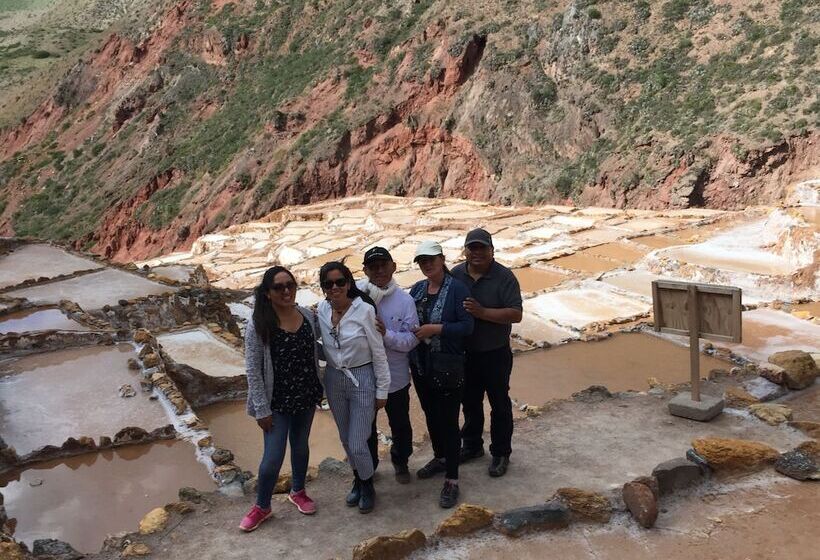 민박 Casita Media Luna