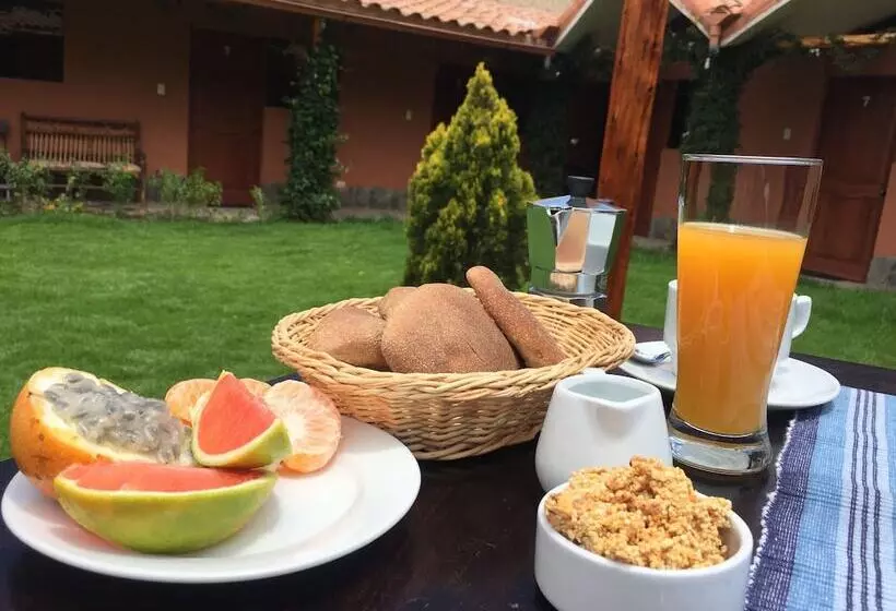 تختخواب و صبحانه Casita Media Luna