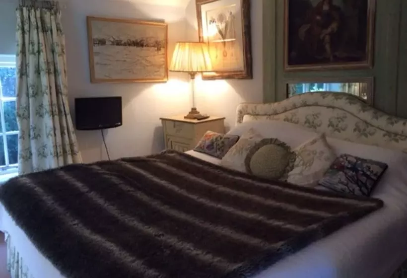 Aamiaismajoitus (B&B) Bridge Cottage