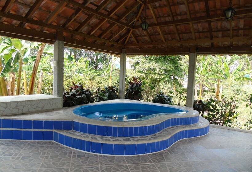 Eco Hotel Santa Barbara