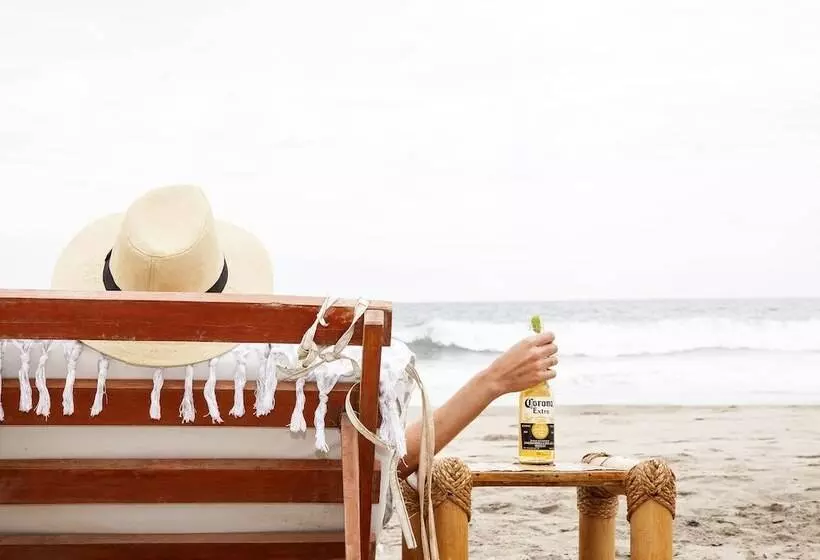 Hotelli El Mirador De Vichayito