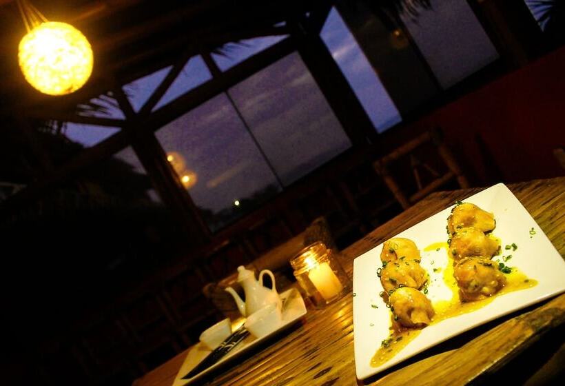 ホテル El Mirador De Vichayito