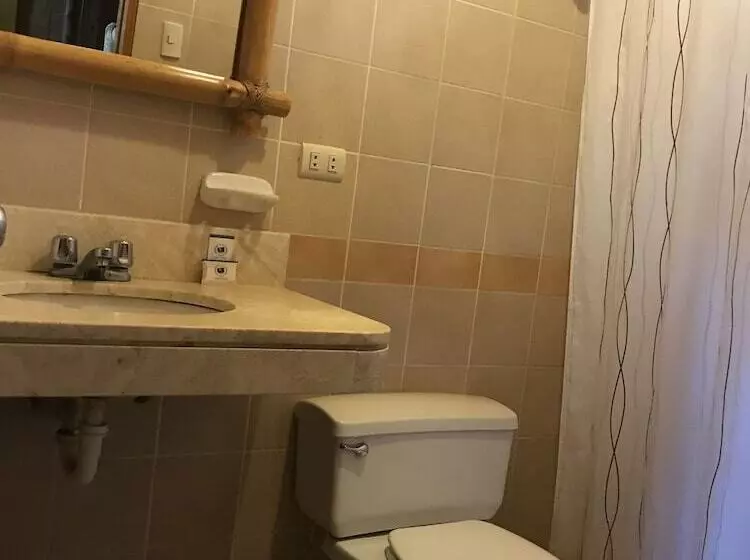 Hotelli El Mirador De Vichayito