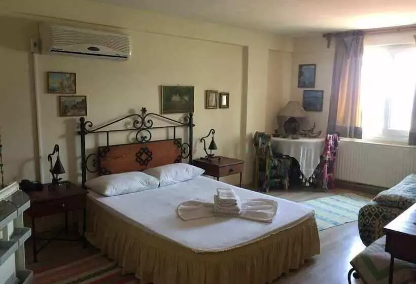 Hotel Naz