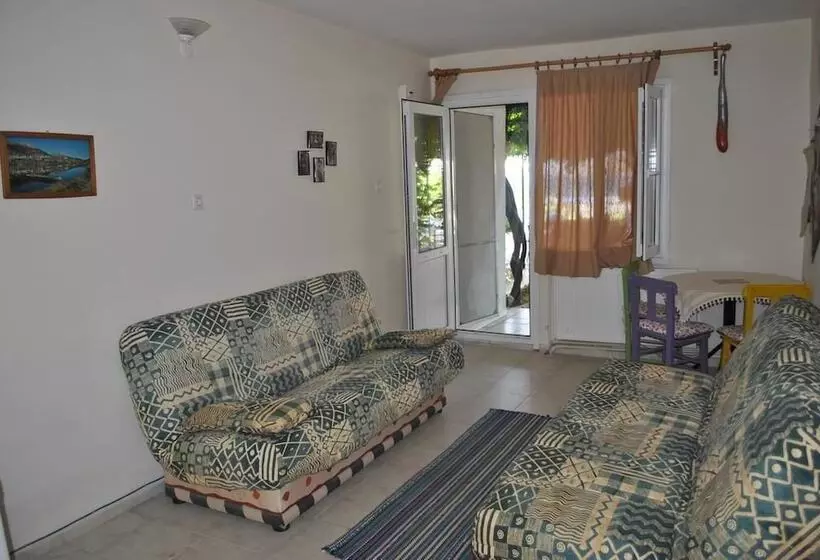 Hotel Naz