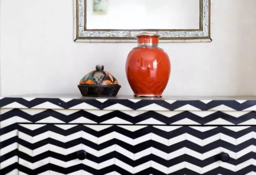 L  Amandier Hotel & Villas