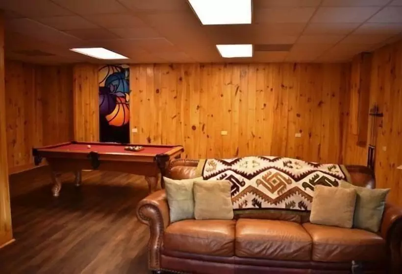 River Escape On The Toccoa