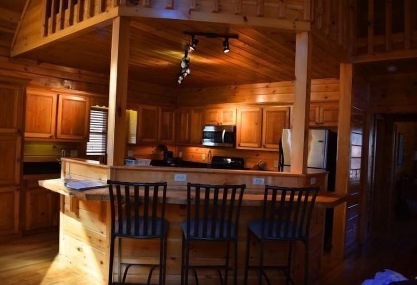 River Escape On The Toccoa