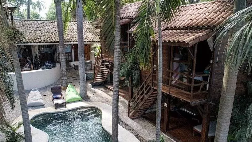 The Beach Bungalows Tamarindo B&b