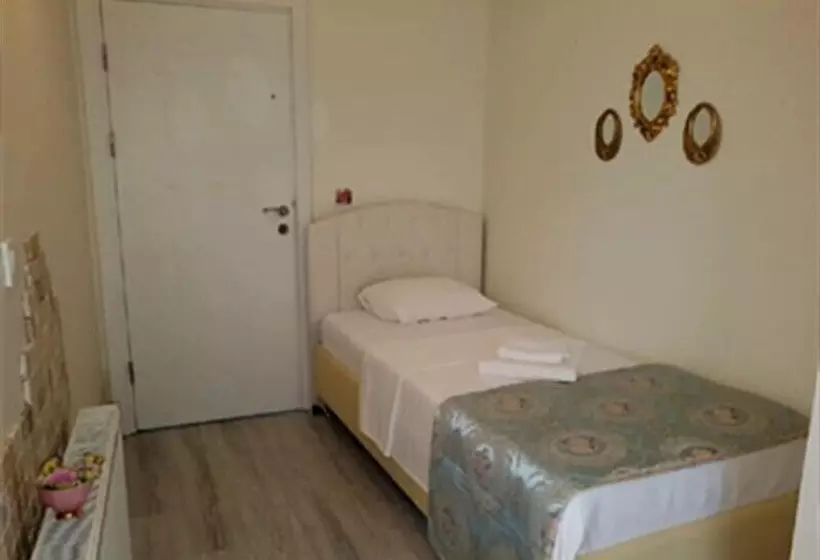 Urla Begonvil Pansiyon