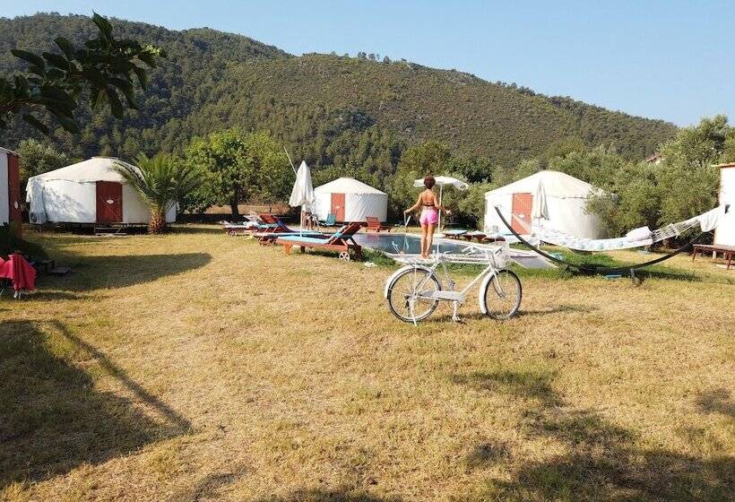 Yol Glamping Hotel Retreat Center