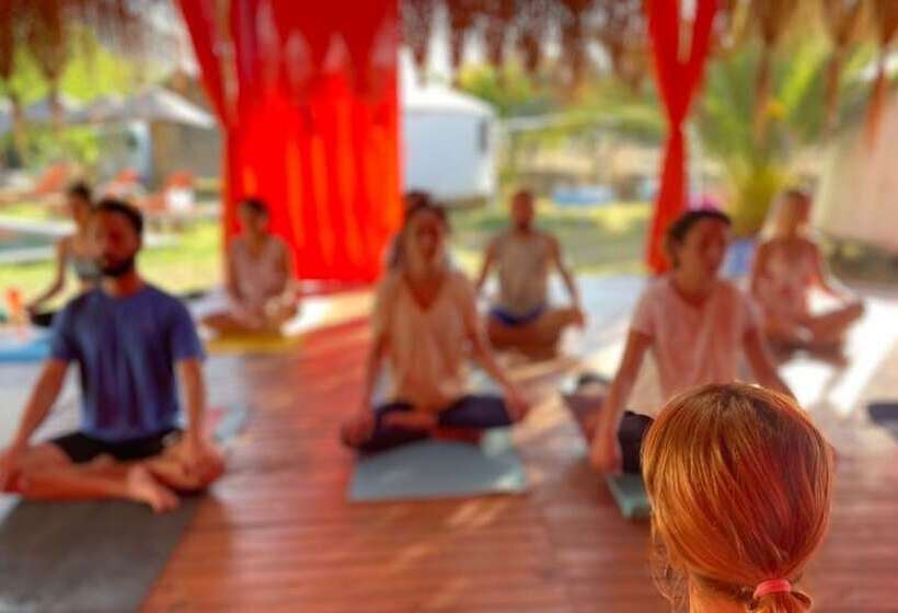 Yol Glamping Hotel Retreat Center