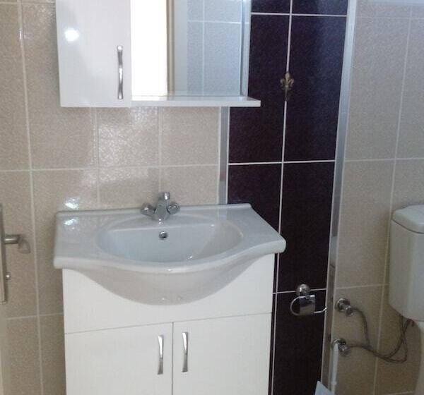 הוסטל Yalcinkaya Pansiyon