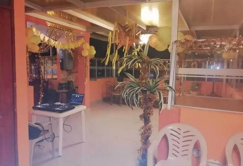 Hostal Villacerna