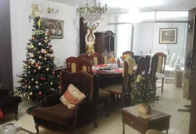Hostal Villacerna