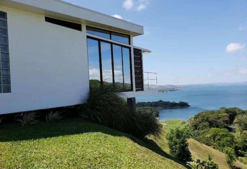 هتل Laguna Arenal