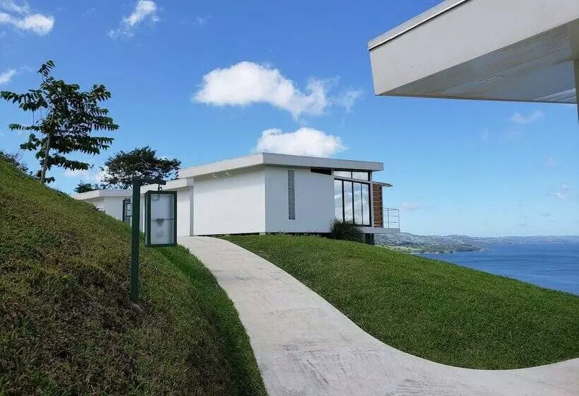 Hotelli Laguna Arenal