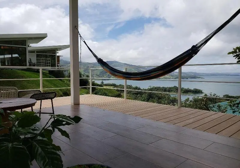 ホテル Laguna Arenal