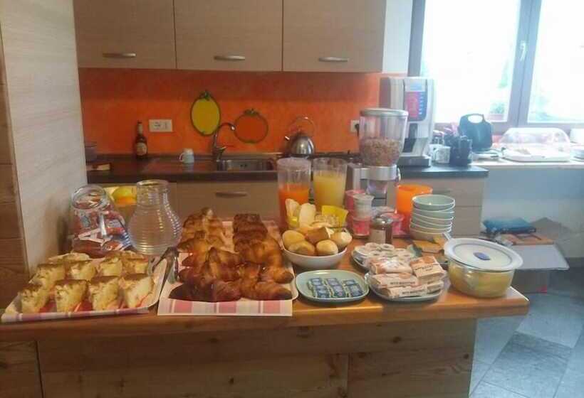 La Tana Dell Orso B & B